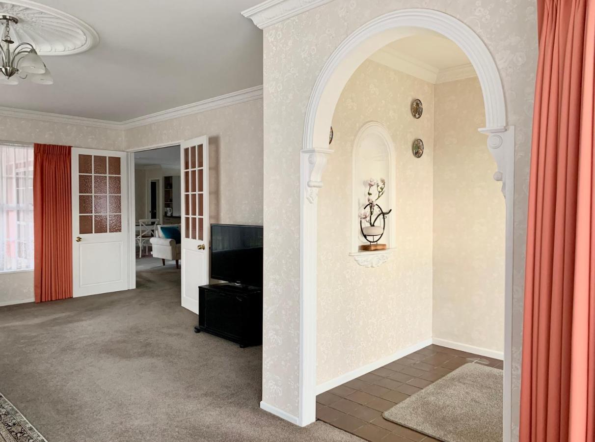 Private Cosy House In Chartwell, Hamilton, Near Everything Exterior photo